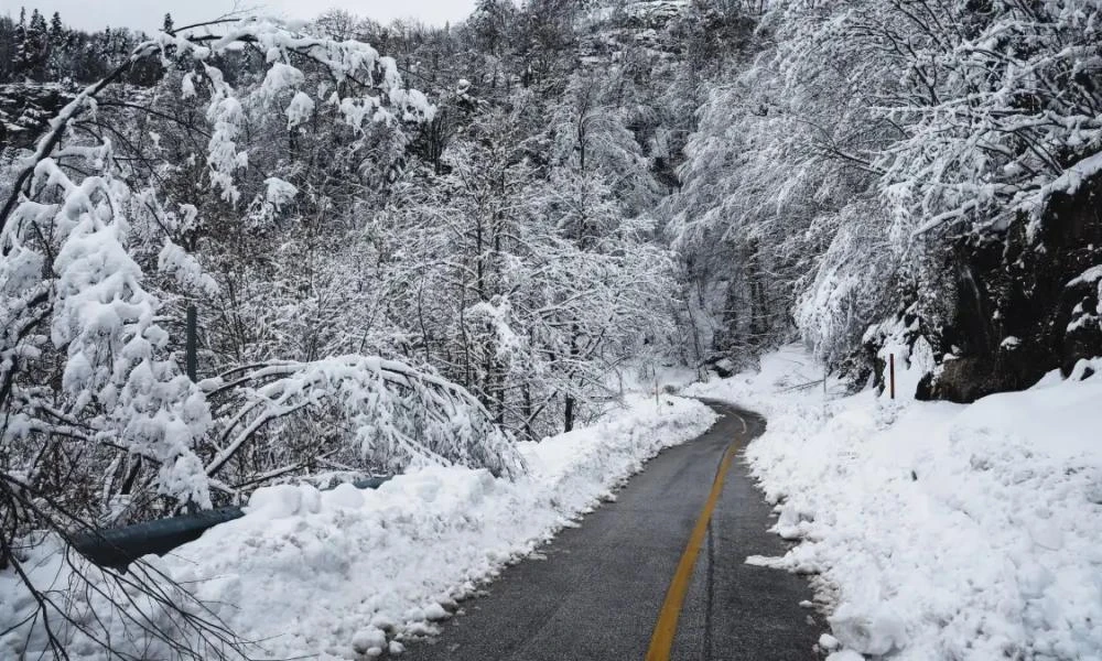 Στους -9,9 βαθμούς έπεσε την Κυριακή ο υδράργυρος στη Ροδόπη